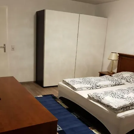 Апартаменты Ak Ferienwohnung In Людвигсхафен-на-Рейне